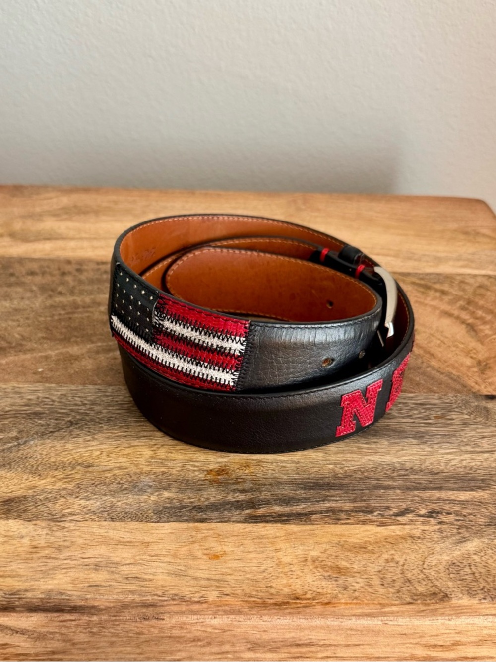 Vera Pelle Black Leather NewYork Belt with Red and White Flag Stitching